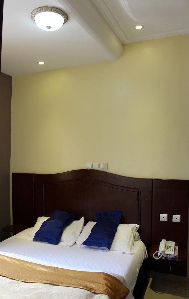 Prestige Hotel Yaoundé 外观 照片